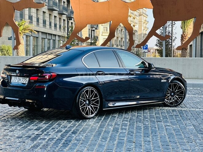 BMW 528-8