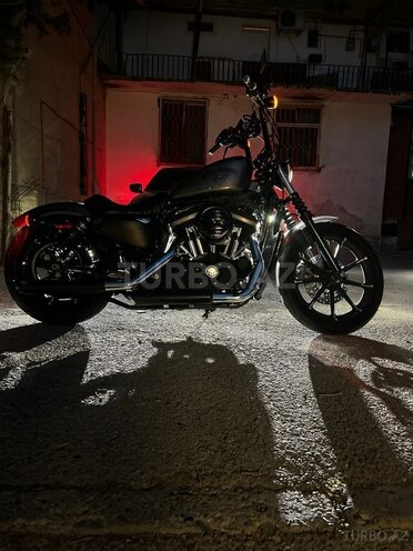 Harley-Davidson XL883N Sportster Iron 883-1
