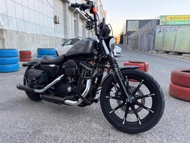 Harley-Davidson XL883N Sportster Iron 883-4