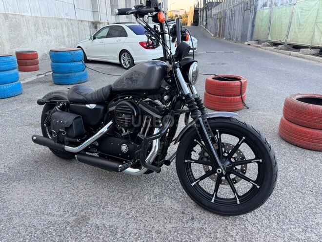 Harley-Davidson XL883N Sportster Iron 883-9