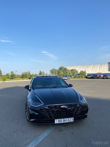 Hyundai Sonata-2