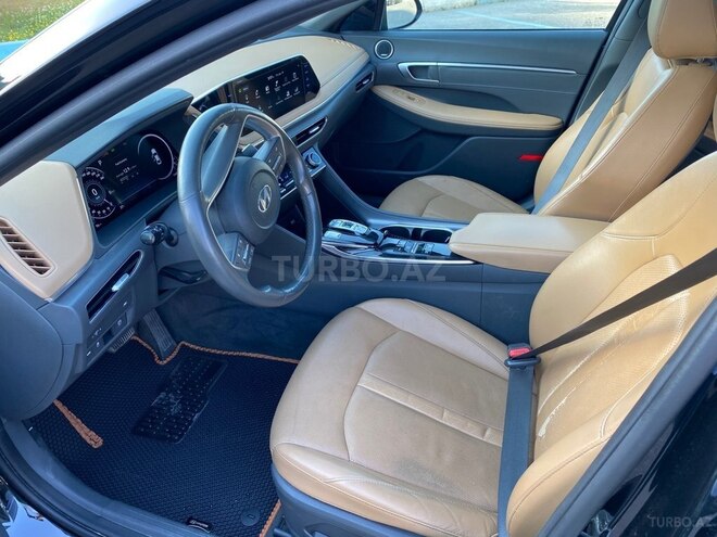 Hyundai Sonata-5