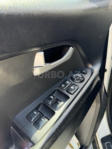 Kia Sportage-5
