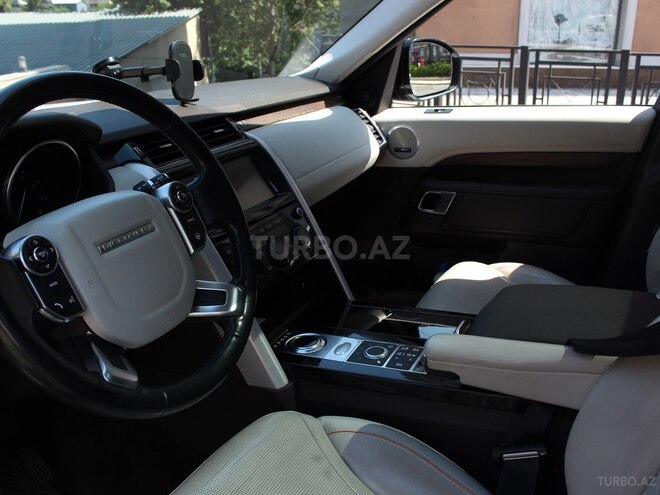 Land Rover Discovery-10