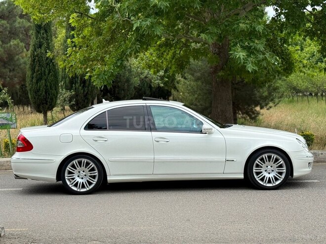 Mercedes E 350-7