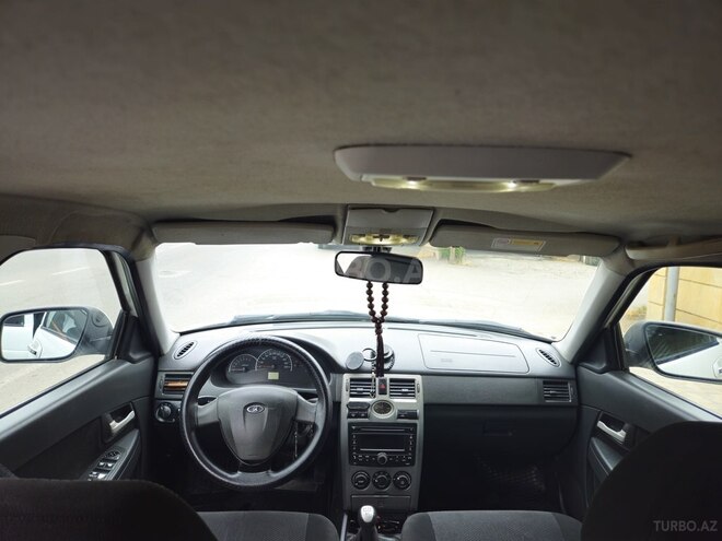 LADA (VAZ) Priora-8