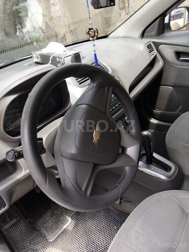 Chevrolet Cobalt-6