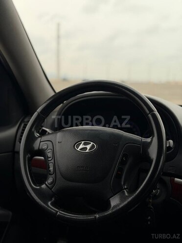 Hyundai Santa Fe-9