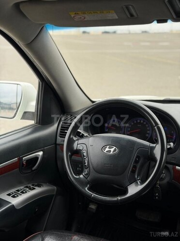 Hyundai Santa Fe-8