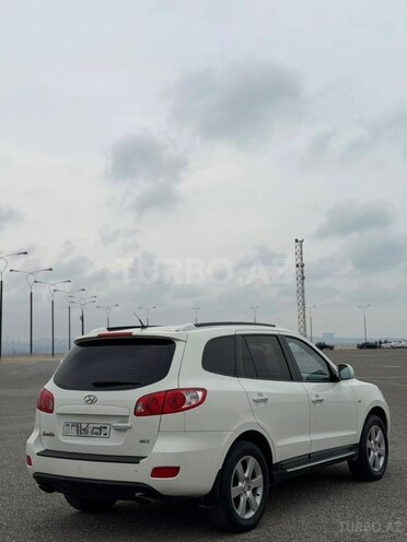 Hyundai Santa Fe-6