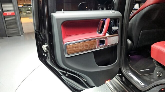Mercedes G 450 d-23