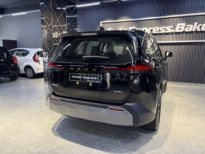 Toyota RAV4-18