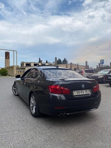 BMW 528-2