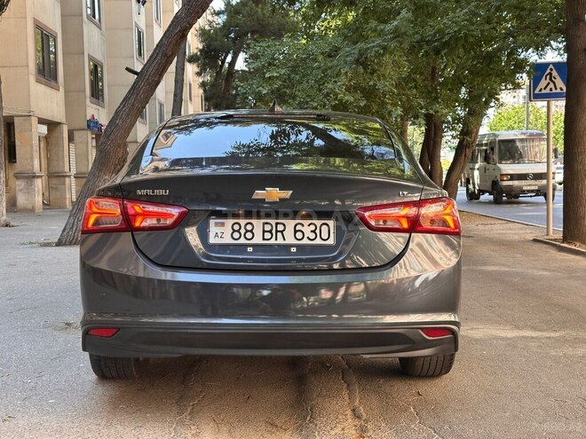 Chevrolet Malibu-6