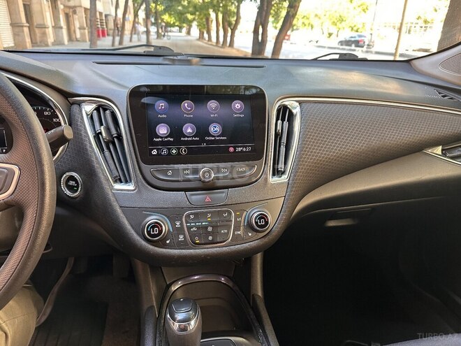 Chevrolet Malibu-11