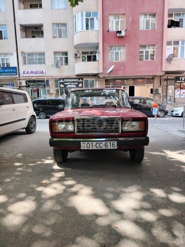 LADA (VAZ) 2107-1
