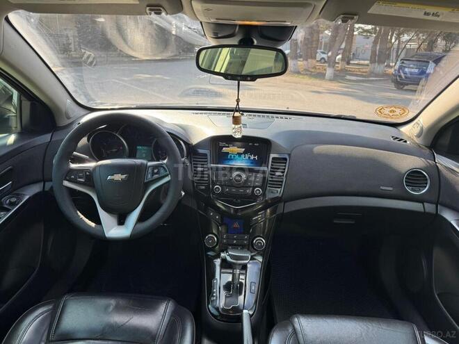 Chevrolet Cruze-10