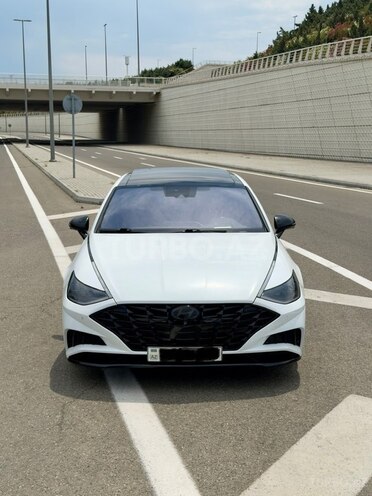 Hyundai Sonata-1