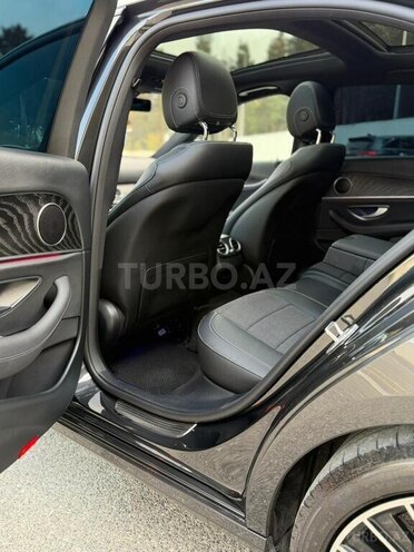 Mercedes E 300 e-3