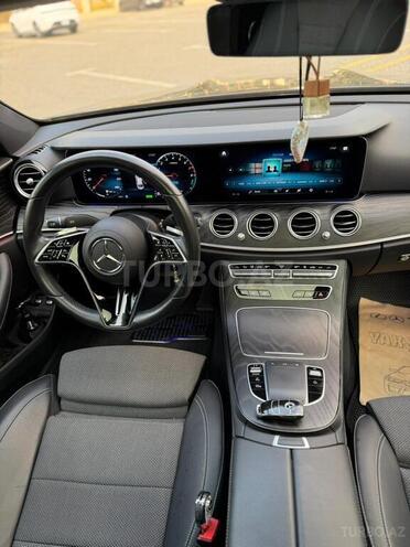 Mercedes E 300 e-7