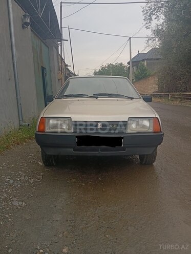 LADA (VAZ) 21099-1