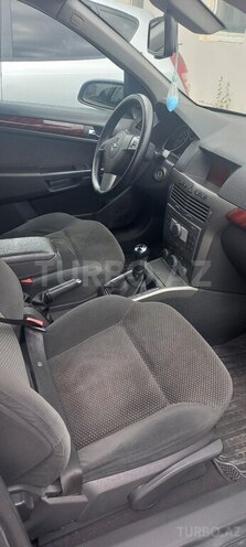 Opel Astra-7