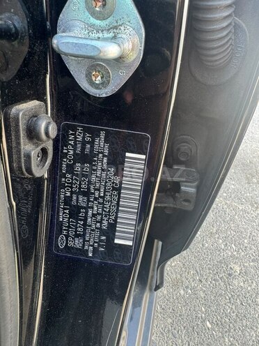 Hyundai Accent-9