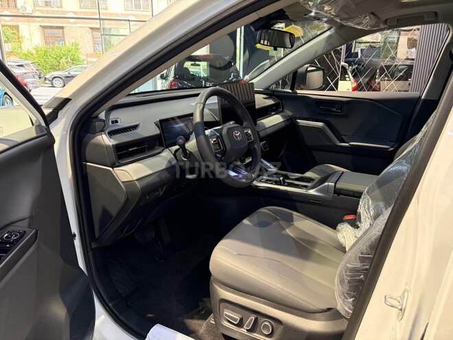 Toyota RAV4-19