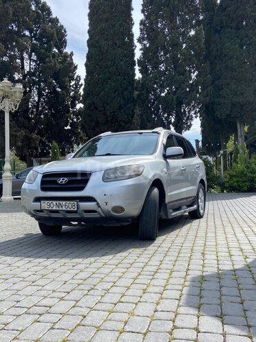 Hyundai Santa Fe-1