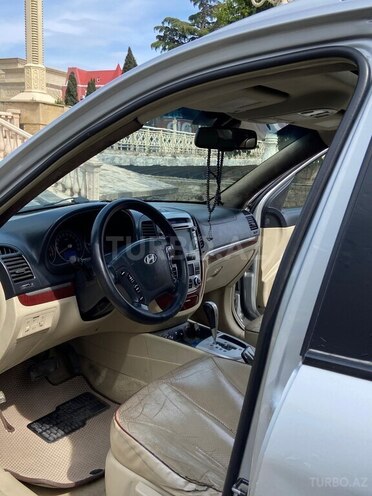 Hyundai Santa Fe-8