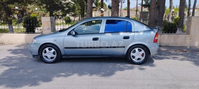Opel Astra-10