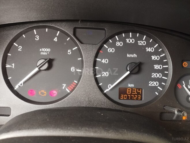 Opel Astra-12
