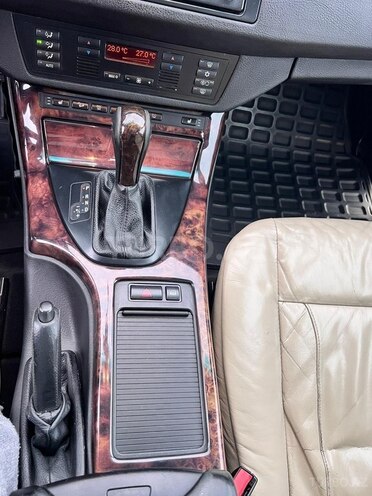 BMW X5-11