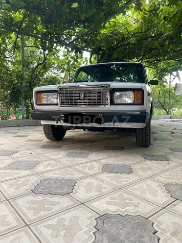 LADA (VAZ) 2107-2