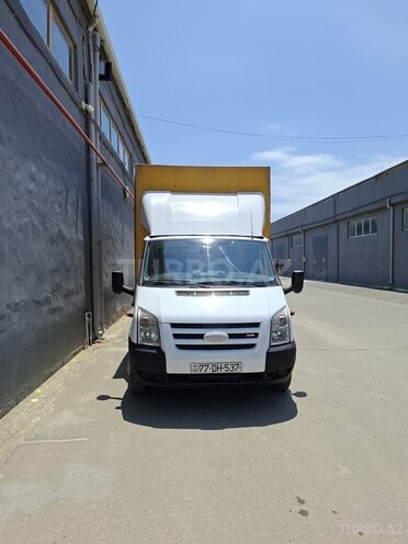 Ford Transit-1