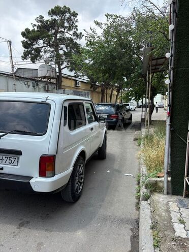 LADA (VAZ) Niva-5