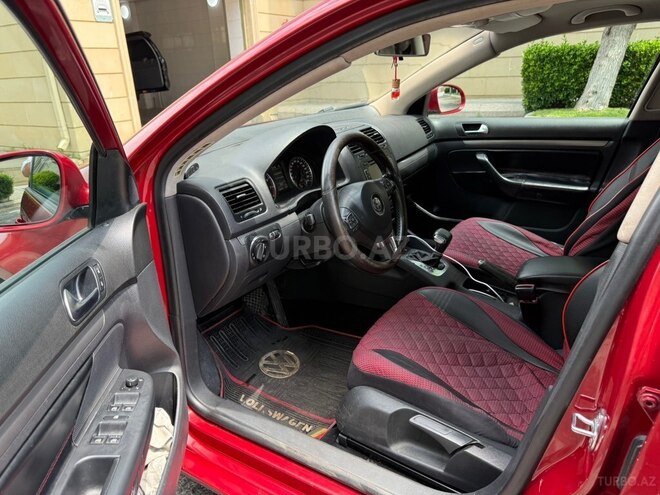 Volkswagen Jetta-4