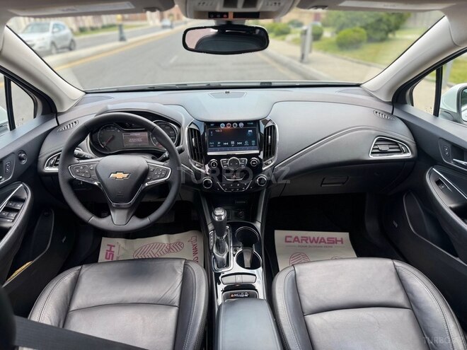 Chevrolet Cruze-8