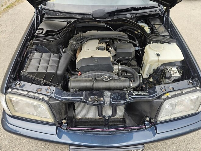 Mercedes C 180-11