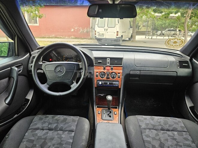 Mercedes C 180-13