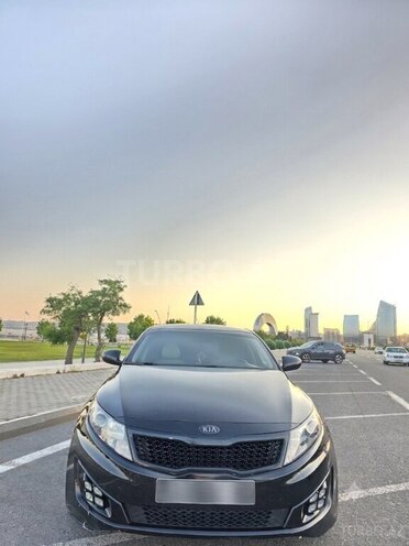 Kia K5-1