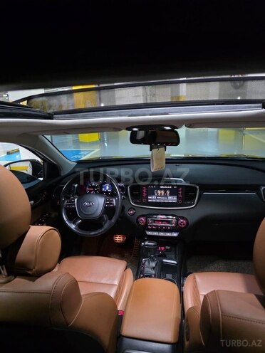 Kia Sorento-4