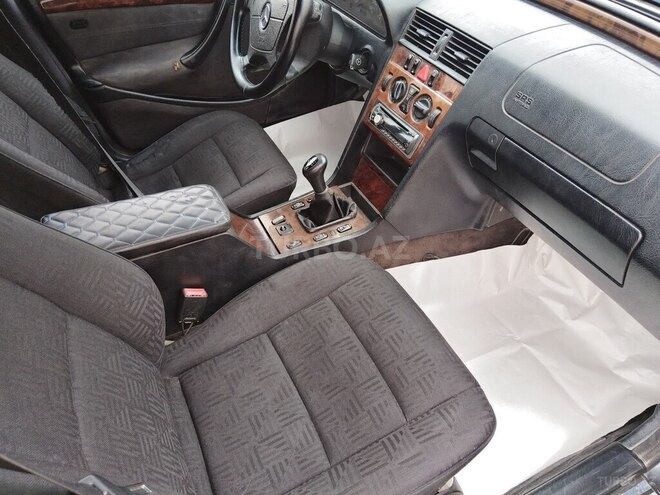 Mercedes C 220-6