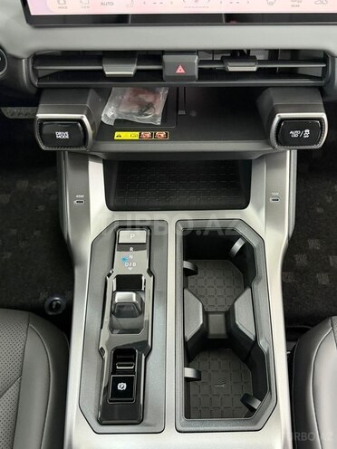 Toyota Wildlander-24