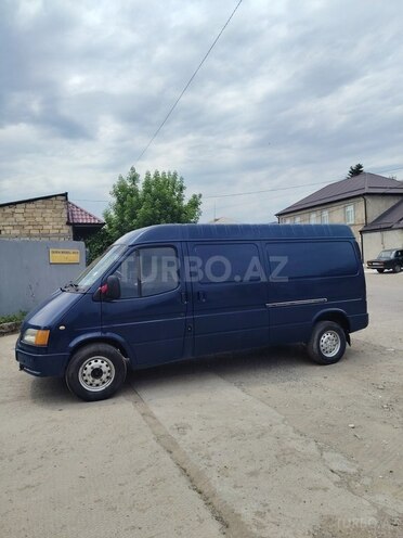 Ford Transit-6