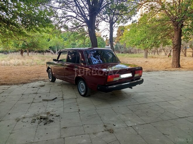 LADA (VAZ) 2107-13