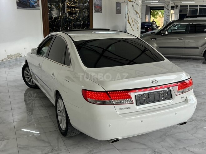 Hyundai Grandeur-12