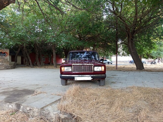 LADA (VAZ) 2107-15