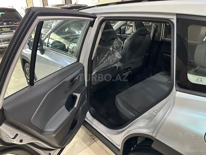 Toyota Wildlander-16