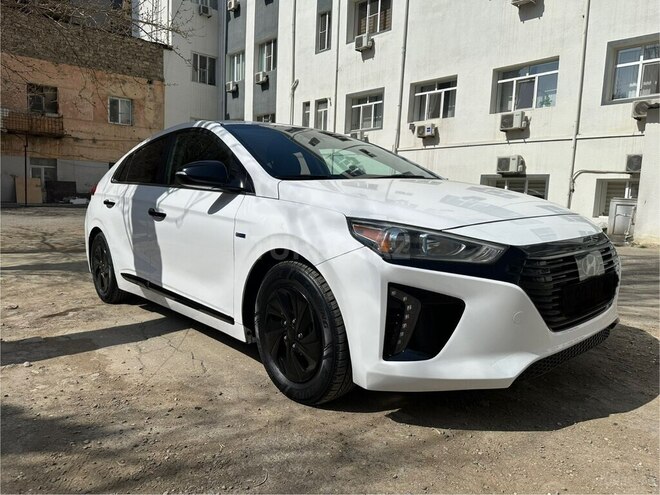 Hyundai IONIQ-3